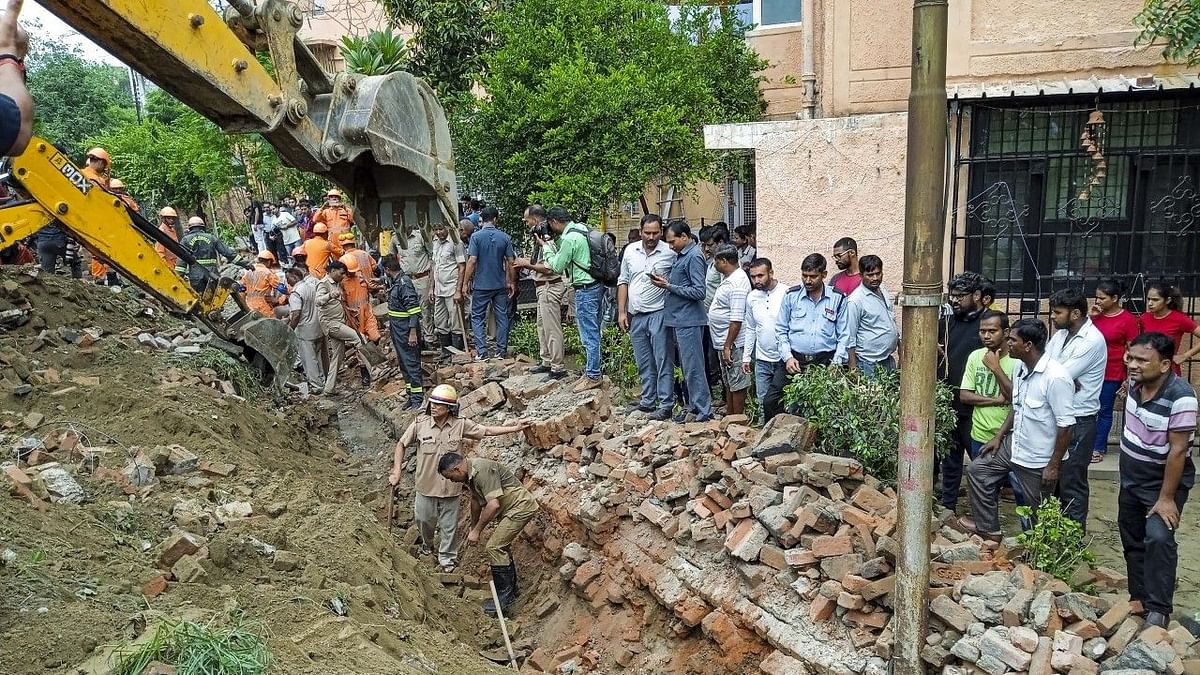 Noida Wall Collapse: 18-Year-Old Army Aspirant Among Four Dead