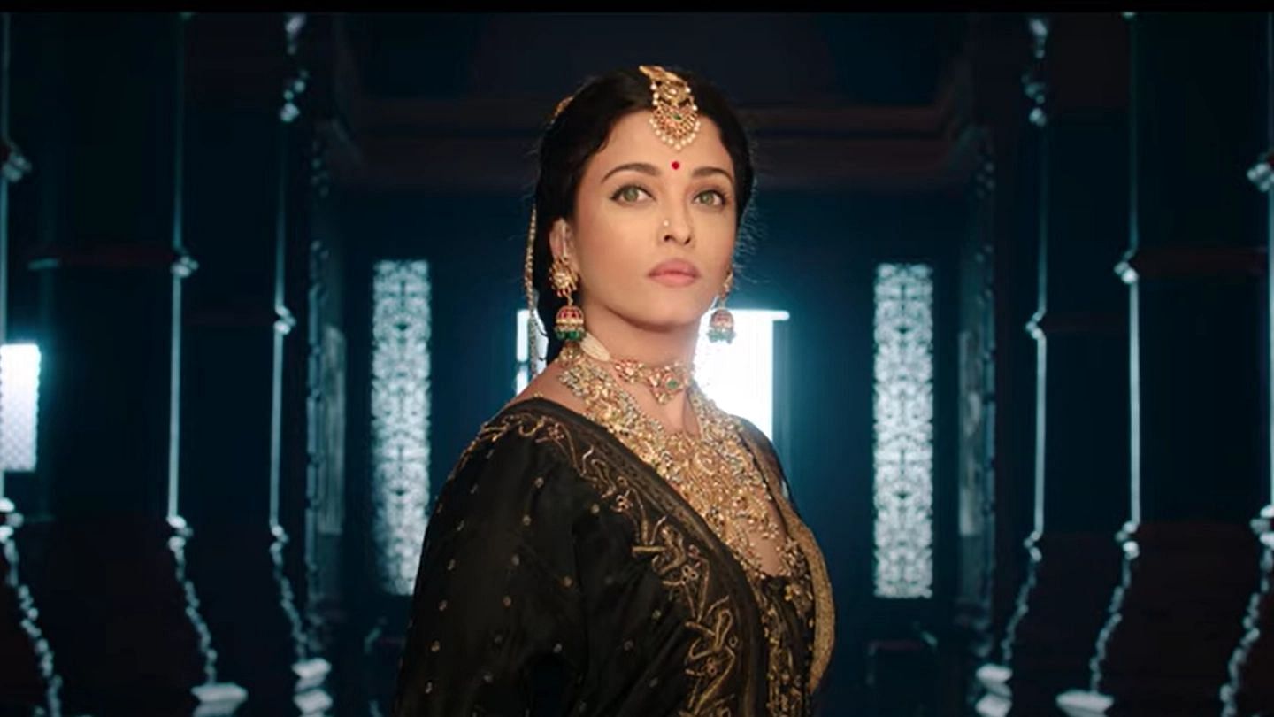 <div class="paragraphs"><p>Aishwarya Rai Bachchan in a still from PS-1 Trailer.</p></div>