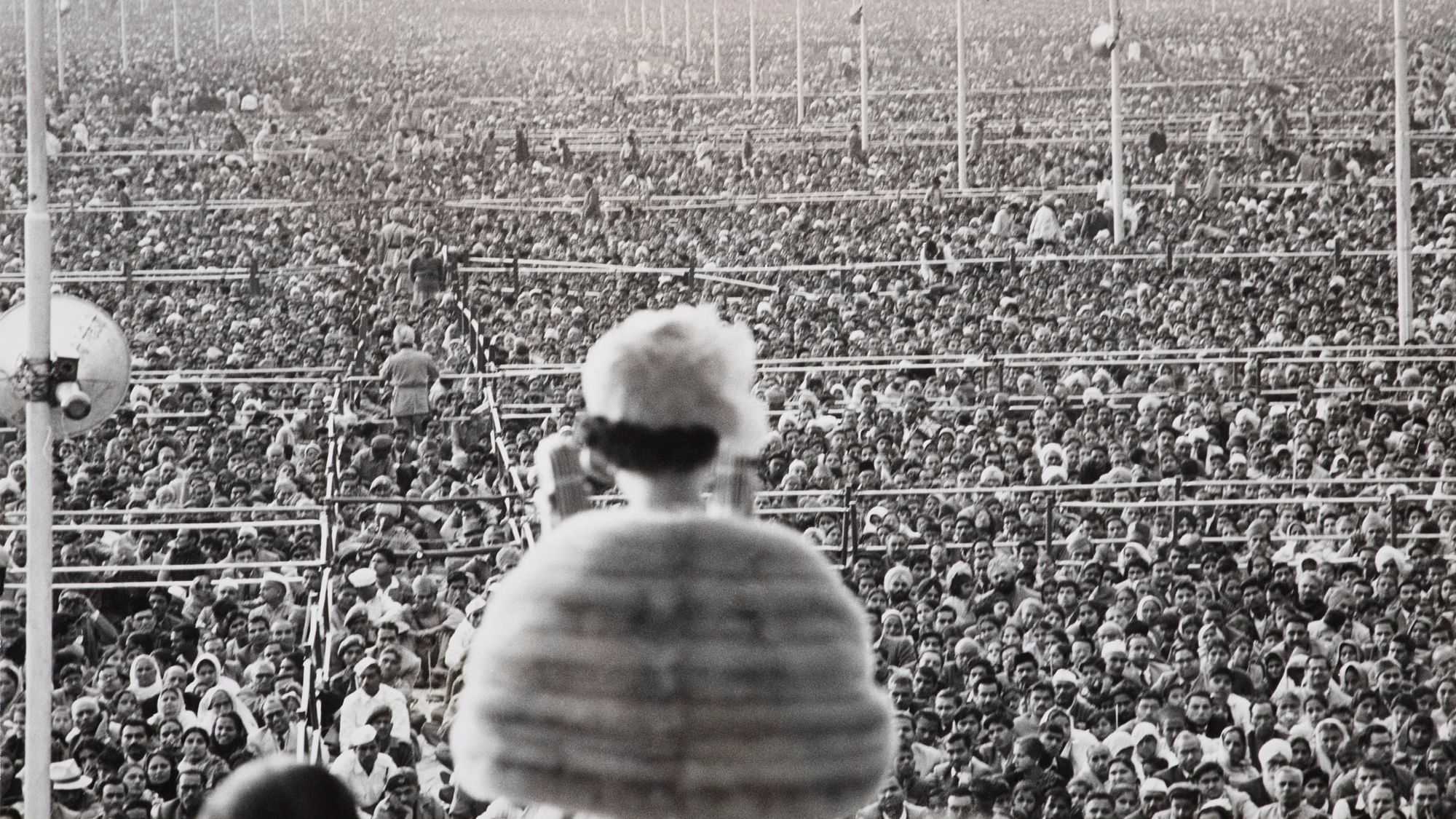 <div class="paragraphs"><p>Queen Elizabeth addressing a crowd at Ramlila Ground, New Delhi, during her visit to India in 1961.</p></div>