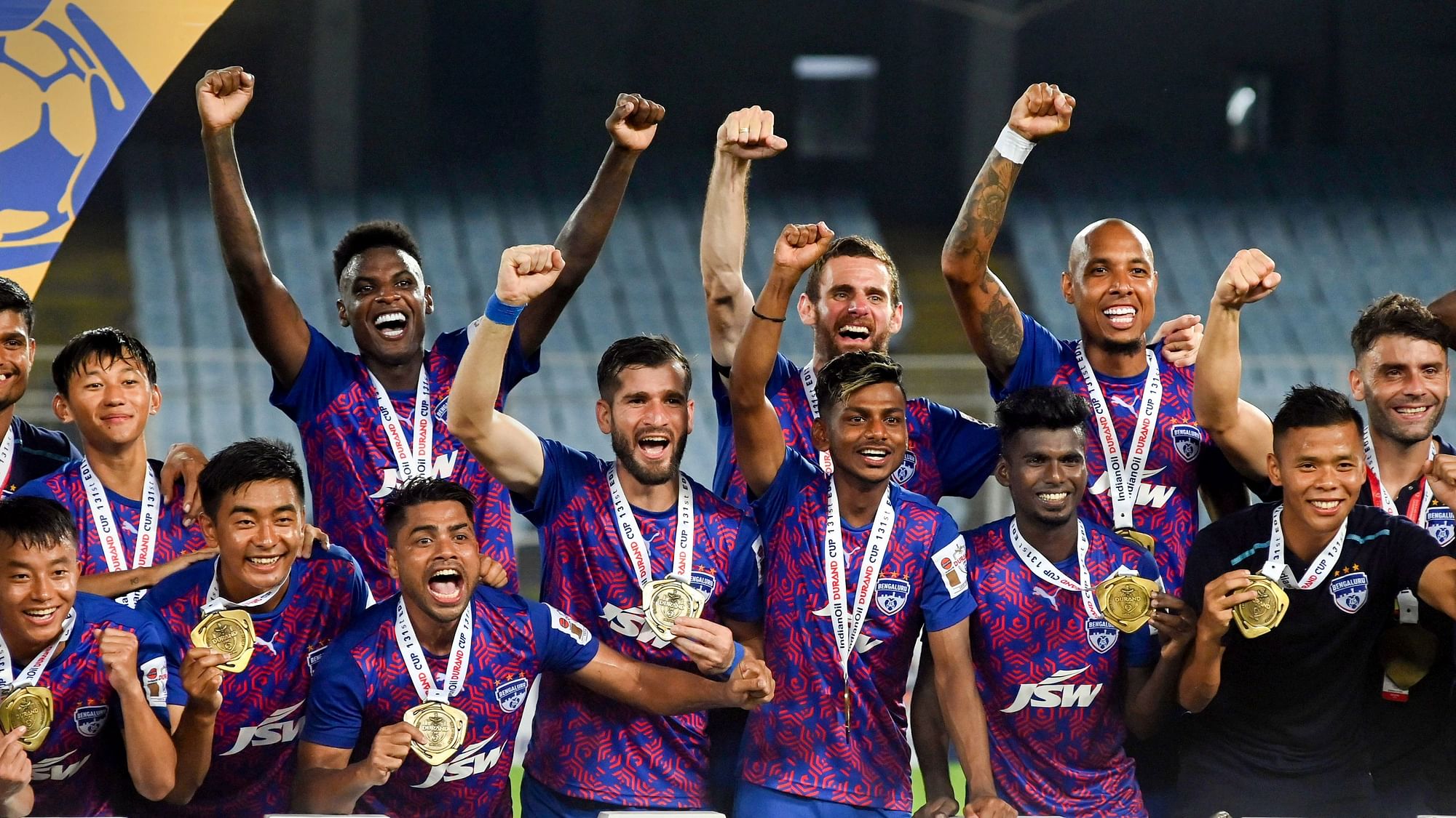 <div class="paragraphs"><p>Bengaluru FC players pose with the Durand Cup 2022 trophy  at Vivekananda Yuba Bharati Krirangan Stadium  in Kolkata on Sunday.&nbsp;</p></div>