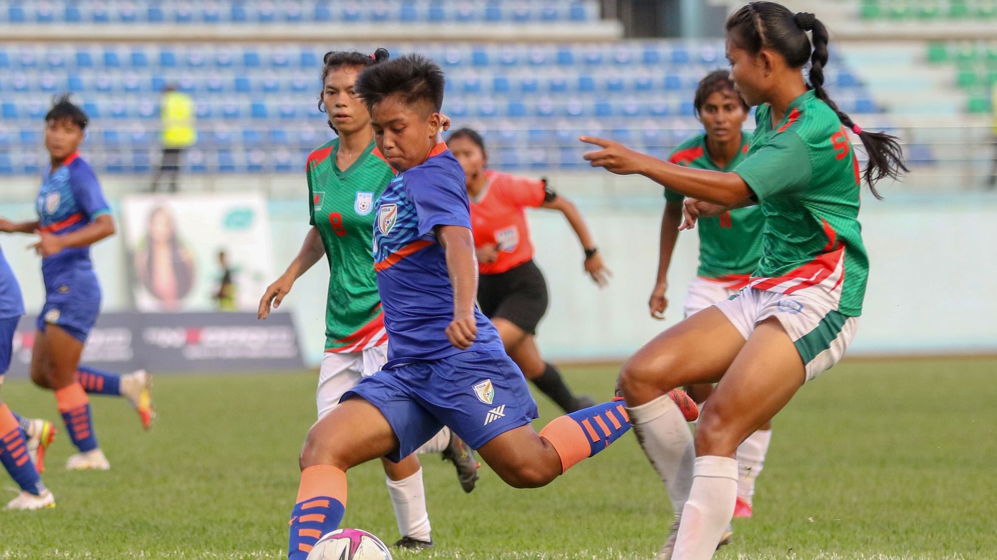 <div class="paragraphs"><p>The Indian women's team suffered a loss at the hands of Bangladesh in the SAFF Women's Championship on Tuesday.&nbsp;</p></div>