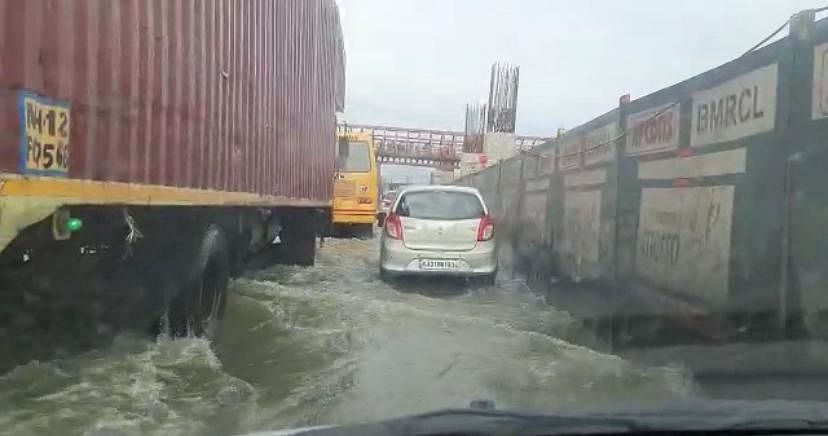 Rains in Bengaluru Continue To Wreak Havoc, Three Lakes Overflow Into Homes
