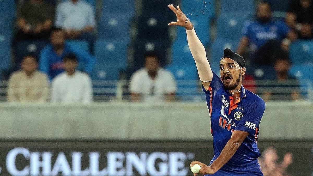 ‘Arsh Is Gold’: Harbhajan, Kohli & Others Support Arshdeep After Dropped Catch