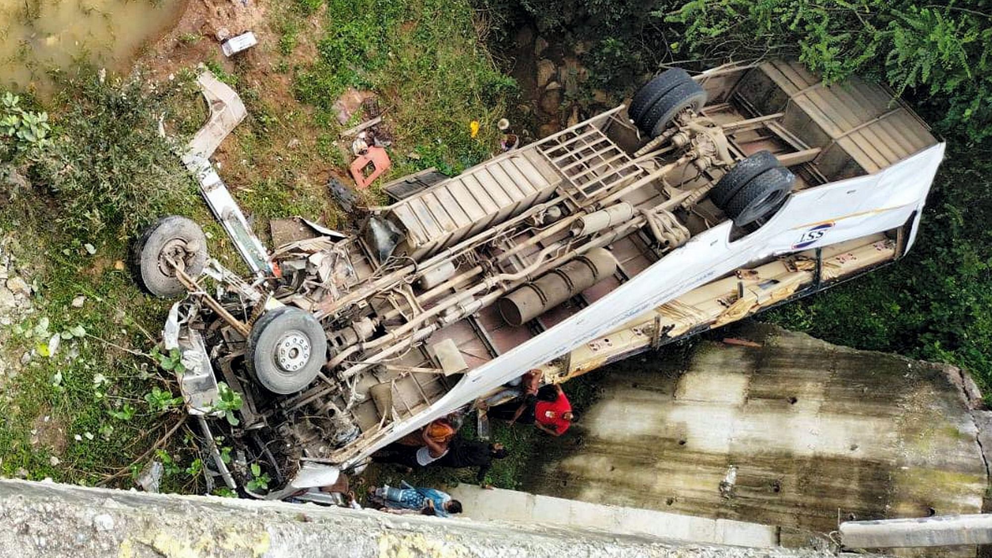 <div class="paragraphs"><p>The bus, which was carrying around 50 passengers, was going to Ranchi from Giridih when it fell into a dry spot near the river.</p></div>