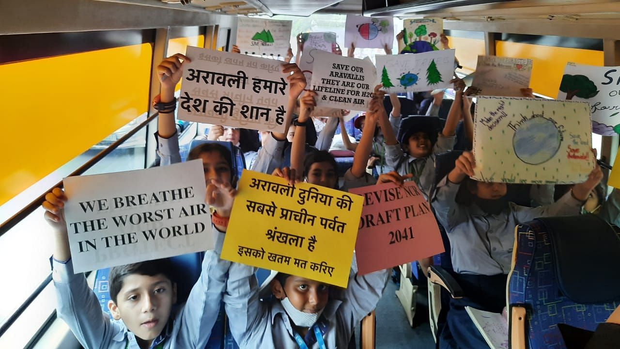 <div class="paragraphs"><p>Students en route to protest against the NCR Draft Regional Plan 2041.</p></div>