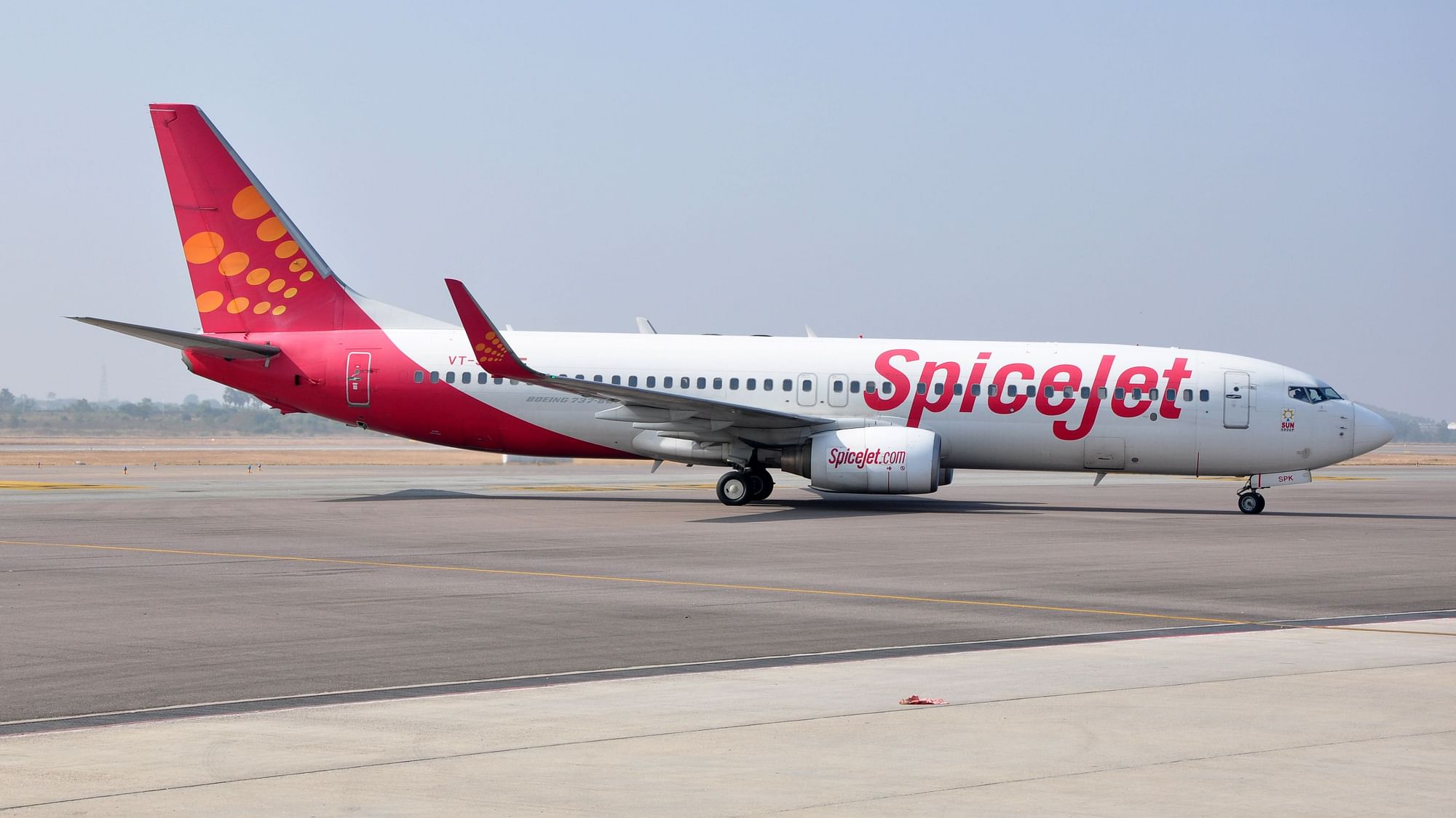 <div class="paragraphs"><p>A SpiceJet flight that took off for Nashik in Maharashtra from the Indira Gandhi International Airport here on Thursday morning returned midway to the national capital due to an 'autopilot' snag, a DGCA official said.</p></div>