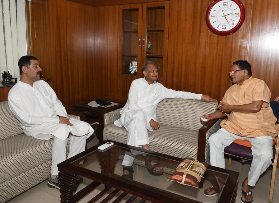 90 Rajasthan MLAs reportedly threatened to resign ahead of Congress Legislative Party meeting at Gehlot's residence.