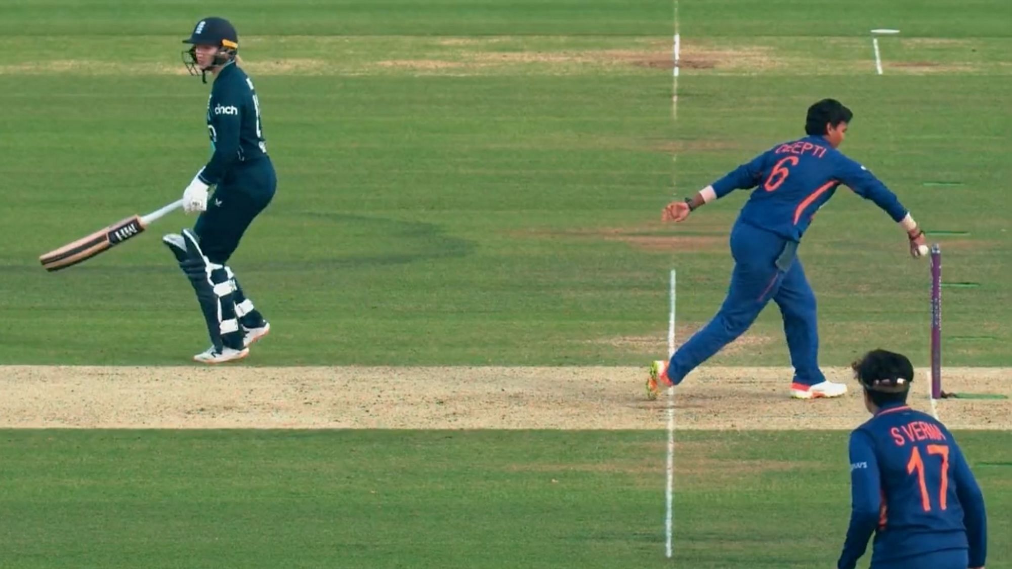 <div class="paragraphs"><p>MCC has clarified the rule regarding 'mankading' following the incident in India women's match against England women.</p></div>