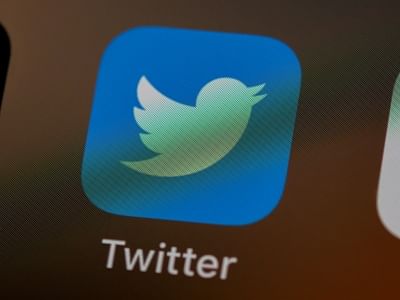 Twitter Will Soon Allow Blue Users To Hide Likes and Subscriber Figures
