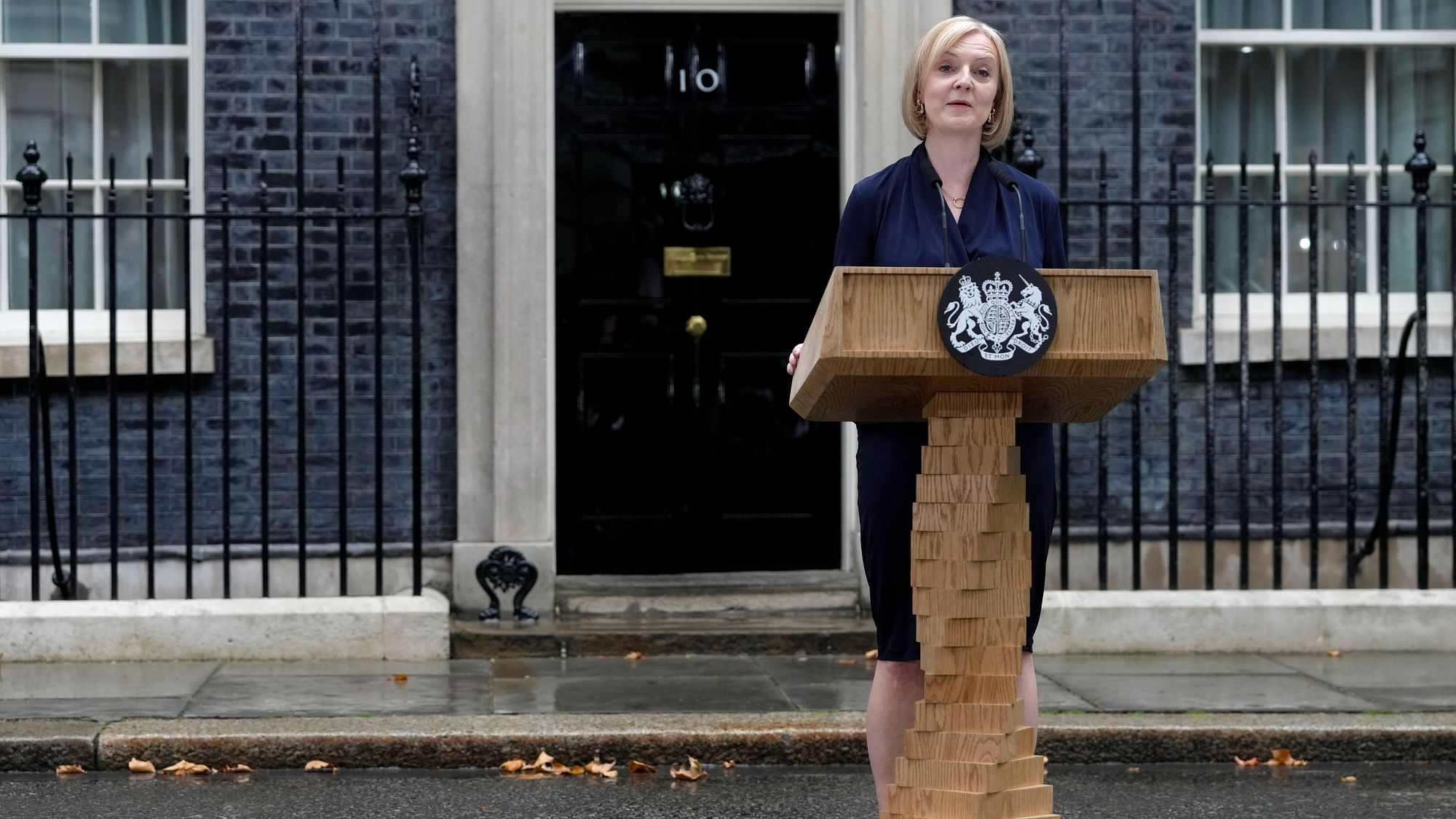 <div class="paragraphs"><p>Liz Truss giving her inaugural address as UK PM outside 10 Downing Street on Tuesday, 6 September.&nbsp;</p></div>