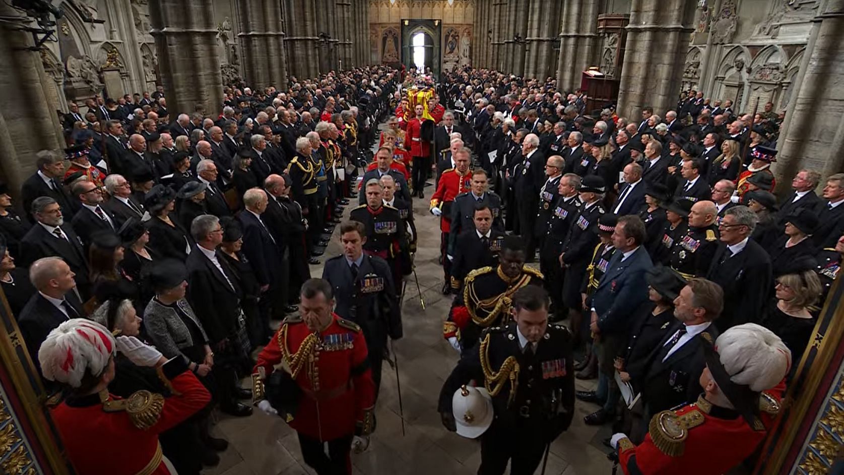 <div class="paragraphs"><p>The Queen's coffin, pulled by the State Gun Carriage arrived at London's Westminster Abbey after a procession left Westminster Hall on Monday, 19 September.&nbsp;</p></div>