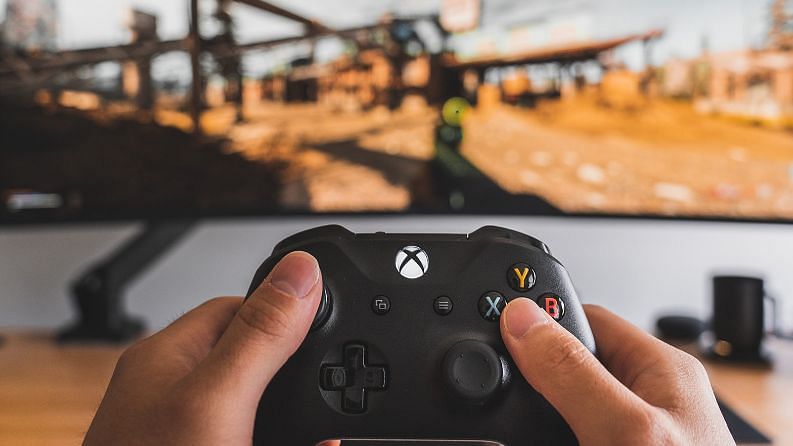 <div class="paragraphs"><p>In 2019, Microsoft, in an effort to address consumer concern over the carbon footprint of console manufacture, announced the production of 825,000 carbon-neutral Xbox consoles.</p></div>