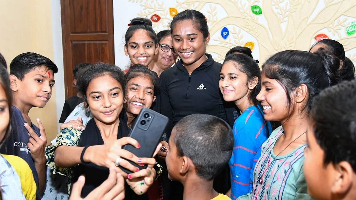 Athlete Hima Das Visits Ahmedabad’s Sabarmati Ashram, Interacts With Kids