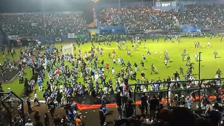 At Least 172 Killed stampede, riot at Indonesia football match: What We  Know So Far