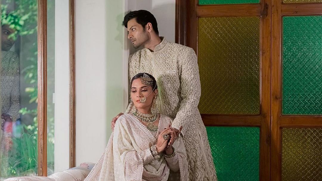 <div class="paragraphs"><p>Richa Chadha and Ali Fazal Are Twinning For Their Wedding Festivities</p></div>