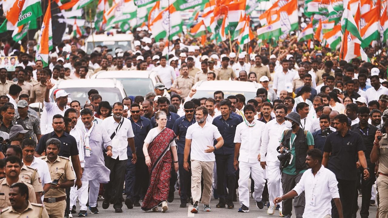 <div class="paragraphs"><p>As the Bharat Jodo Yatra continues in Karnataka, it has swept the entire nation. The Bharat Jodo Yatra is an initiative by the Indian National Congress, that "aims to unite the nation."</p></div>