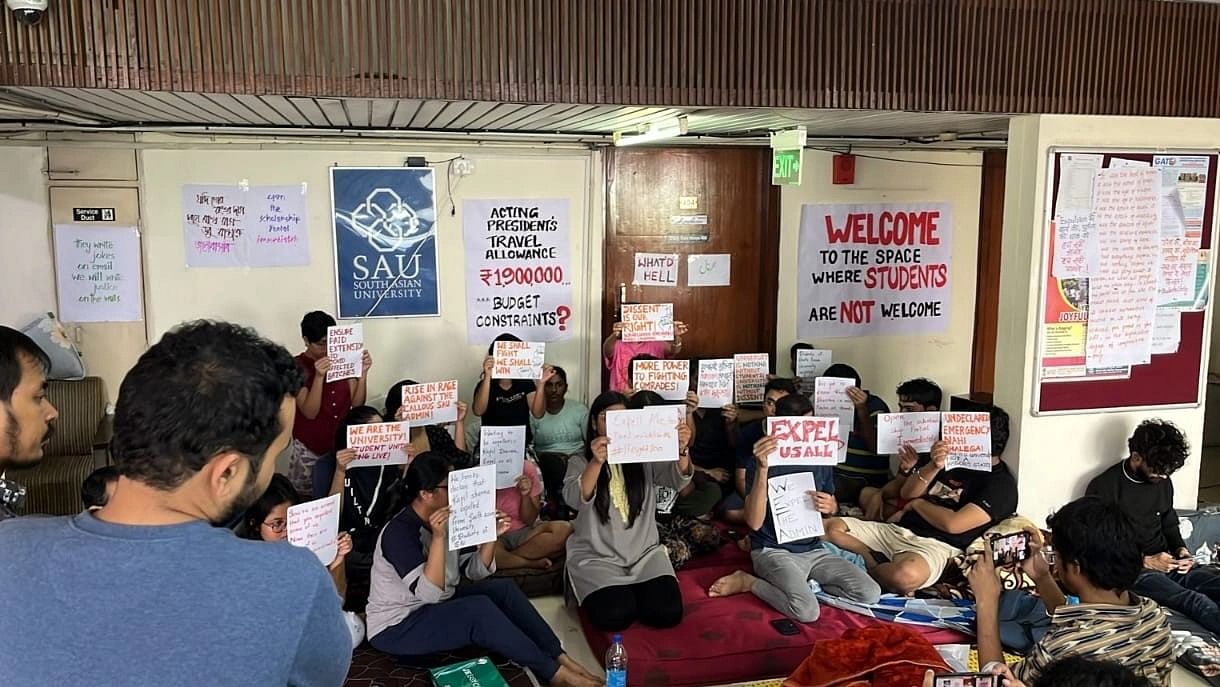 <div class="paragraphs"><p>Amid ongoing protests, Ammar Ahmed, a student of New Delhi's South Asian University (SAU), collapsed and was hospitalised on the night of Tuesday, 22 November.</p></div>