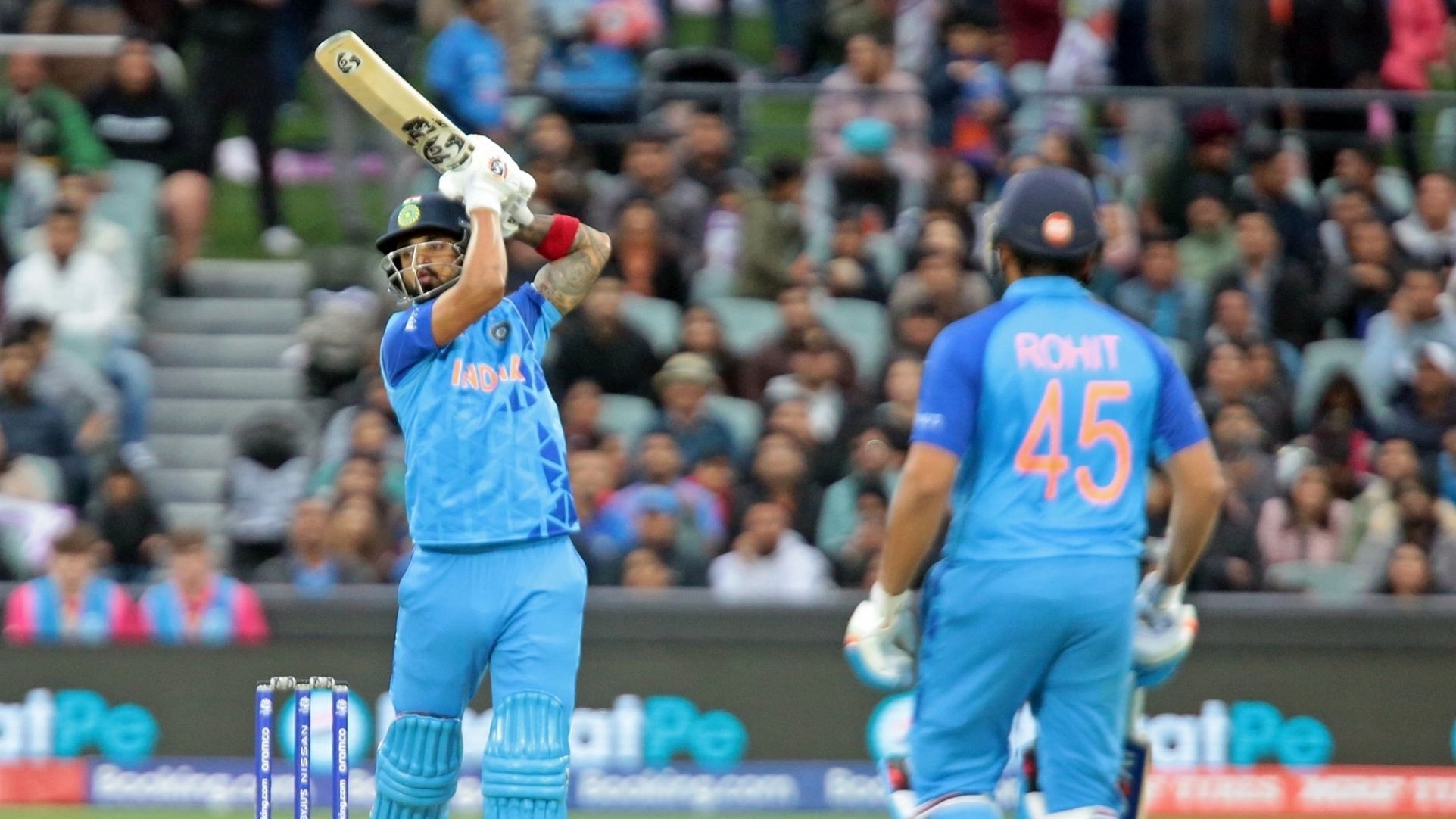 <div class="paragraphs"><p>KL Rahul looked in fine touch against Bangladesh in the T20 World Cup Super 12 match in Adelaide on Wednesday.&nbsp;</p></div>