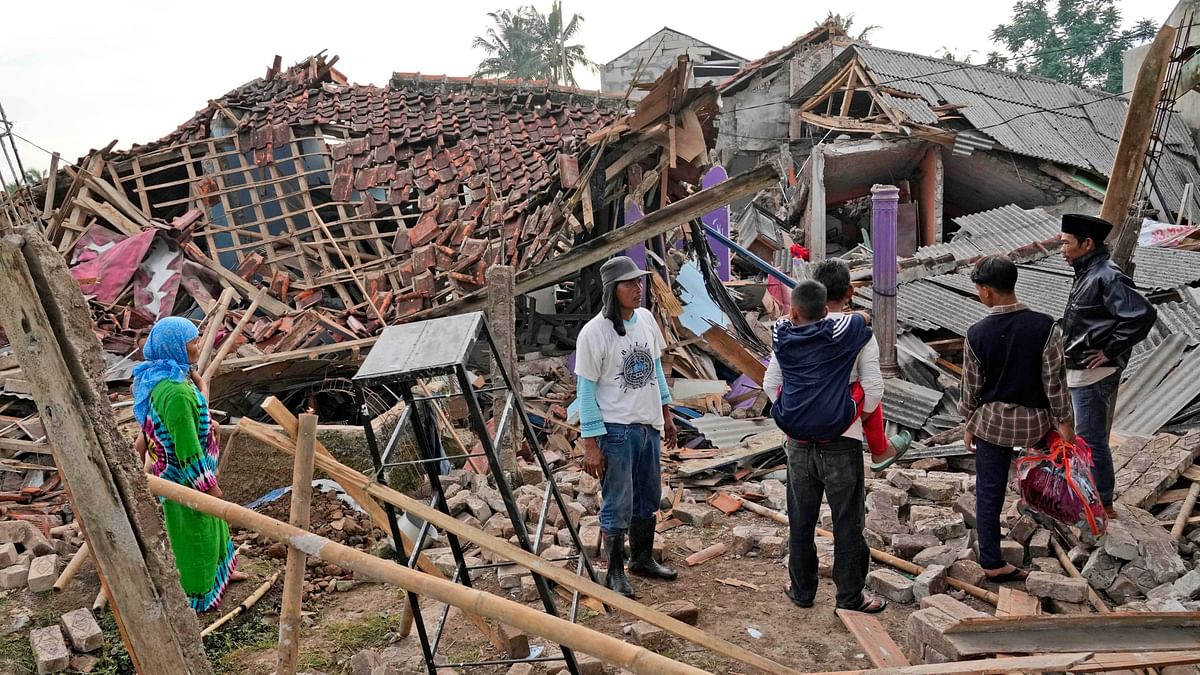 In Photos: Earthquake Death Toll in Indonesia's West Java Jumps to 271