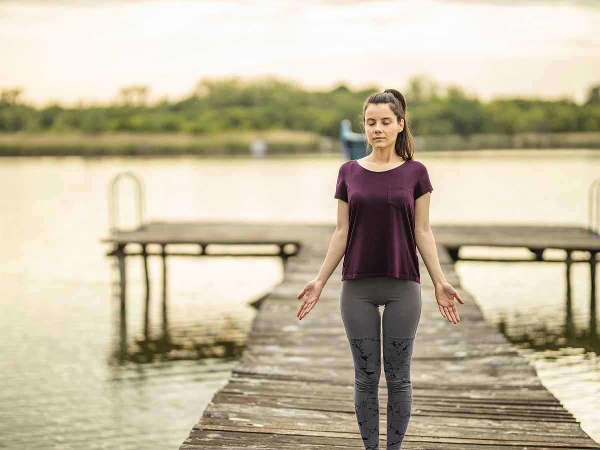 Try these easy and effective yoga poses if you want to manage scoliosis related pain.