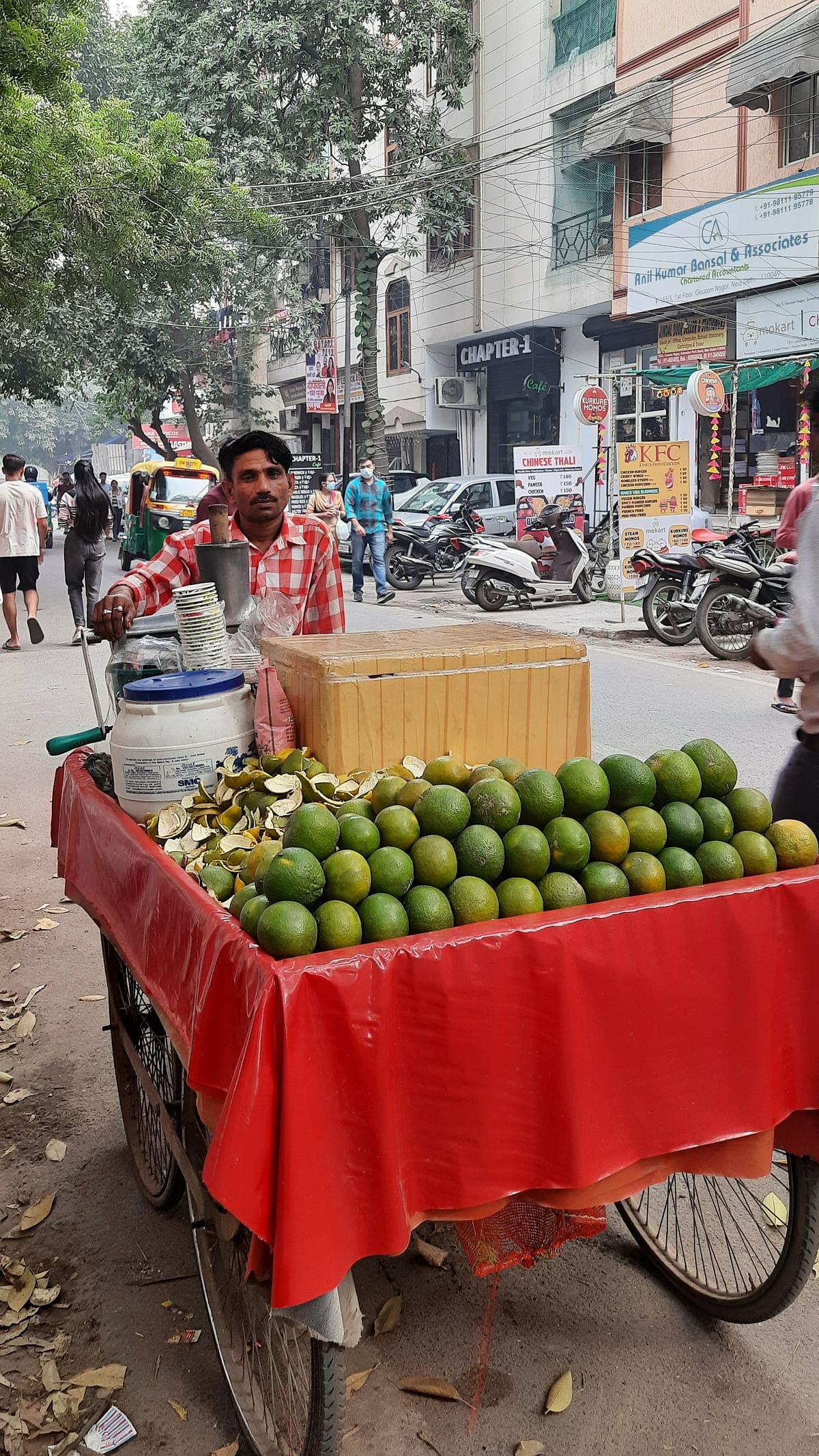 'What’s worse – staying jobless and hungry indoors or facing the polluted air outdoors?’ ask labourers in Delhi.