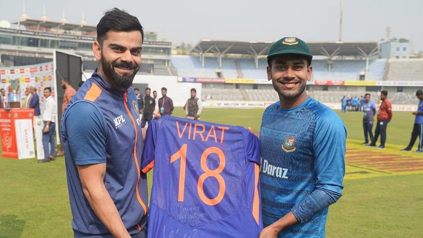 <div class="paragraphs"><p>India vs Bangladesh Test Series: Mehidy Hasan Miraz received a jersey from Virat Kohli.</p></div>