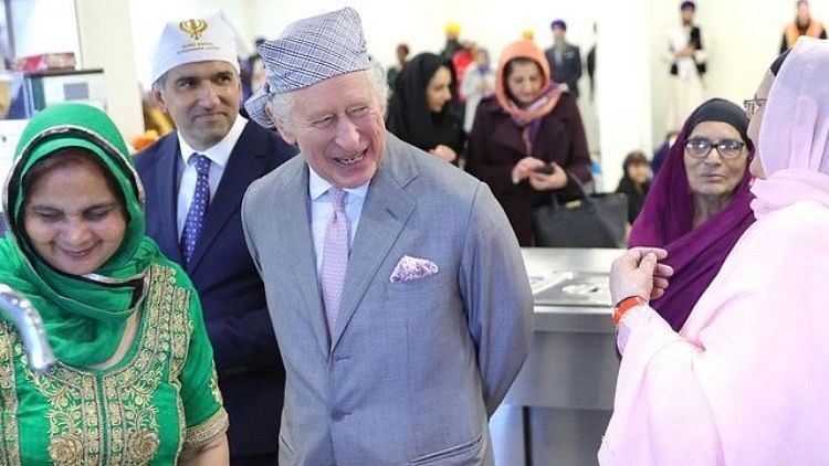 In Photos: King Charles Visits New Gurudwara in UK, Lauds 'Langar'