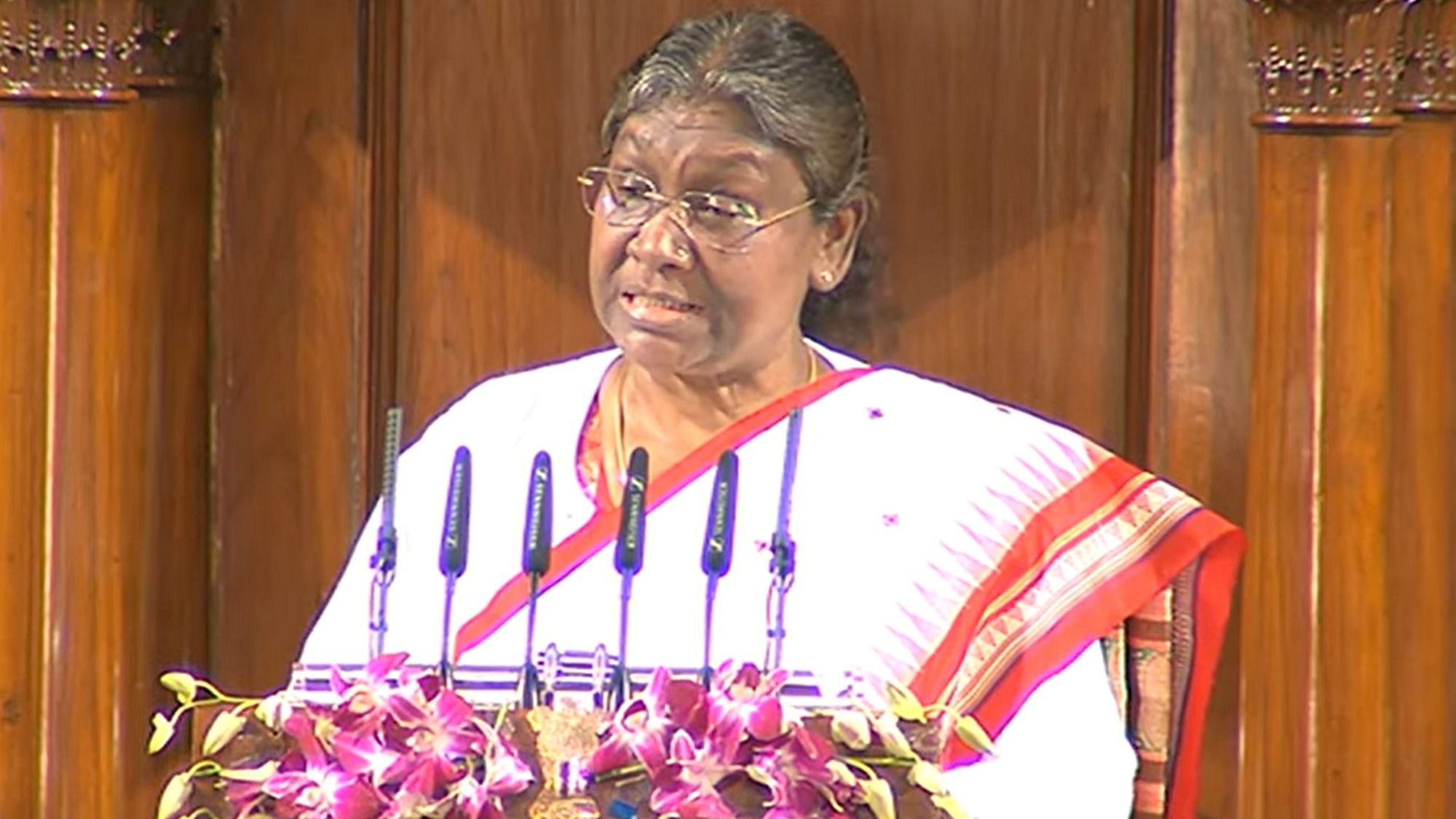 <div class="paragraphs"><p>President Droupadi Murmu addresses the joint session of Parliament on the opening day of the Budget Session, in New Delhi, Tuesday, 31 January.</p></div>