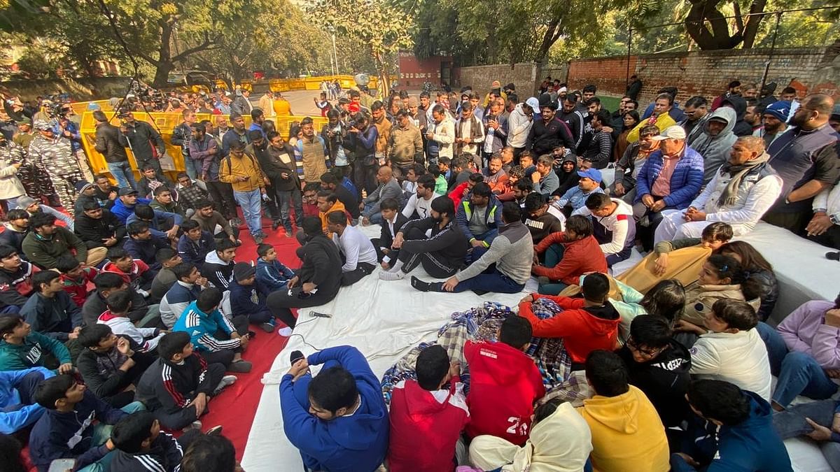 In Photos: Wrestlers Observe ‘Maun Vrat’ on Day 2 of Protest Against WFI Chief
