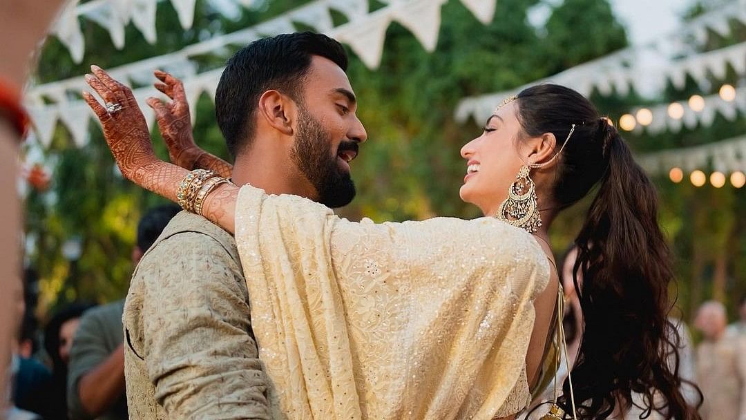 <div class="paragraphs"><p>KL Rahul and Athiya Shetty dance together during their pre-wedding festivities.</p></div>