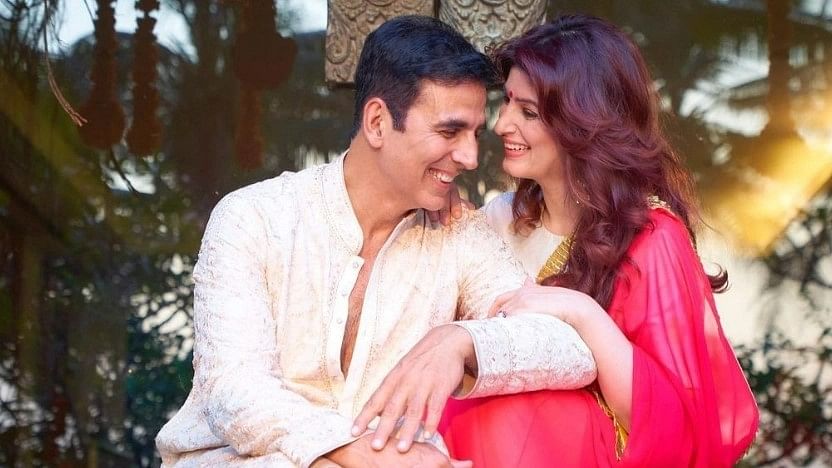 Here's What Akshay Kumar Gave Twinkle Khanna For Their Wedding Anniversary 