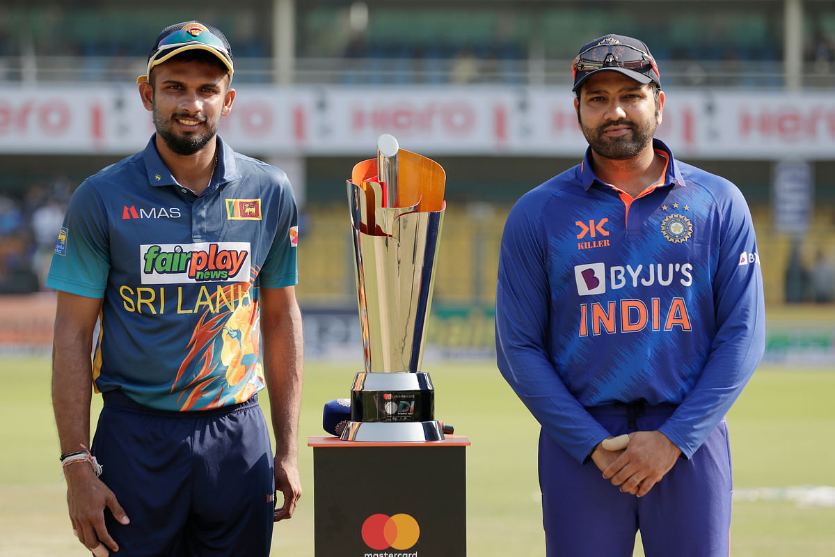 Sri Lanka captain Dasun Shanaka  won the toss and elected to bowl first in the ODI series opener vs India.