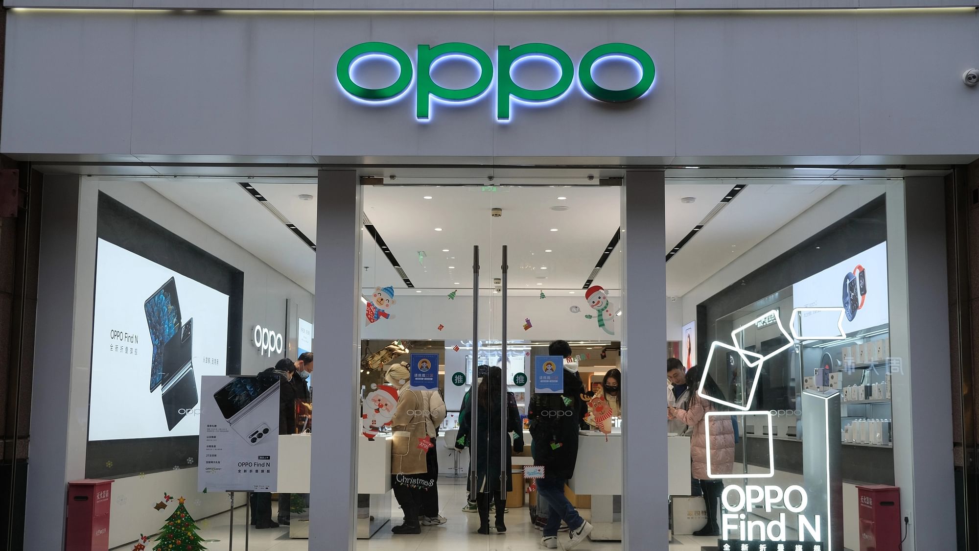 <div class="paragraphs"><p>Oppo Reno8 T 5G and Enco Air3 will launch in India on 3 February 2023.</p></div>