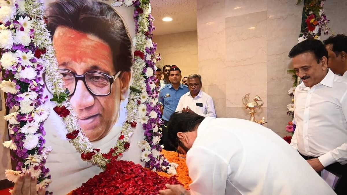 In Photos: Shiv Sena Factions Pay Tribute to Bal Thackeray on Birth Anniversary