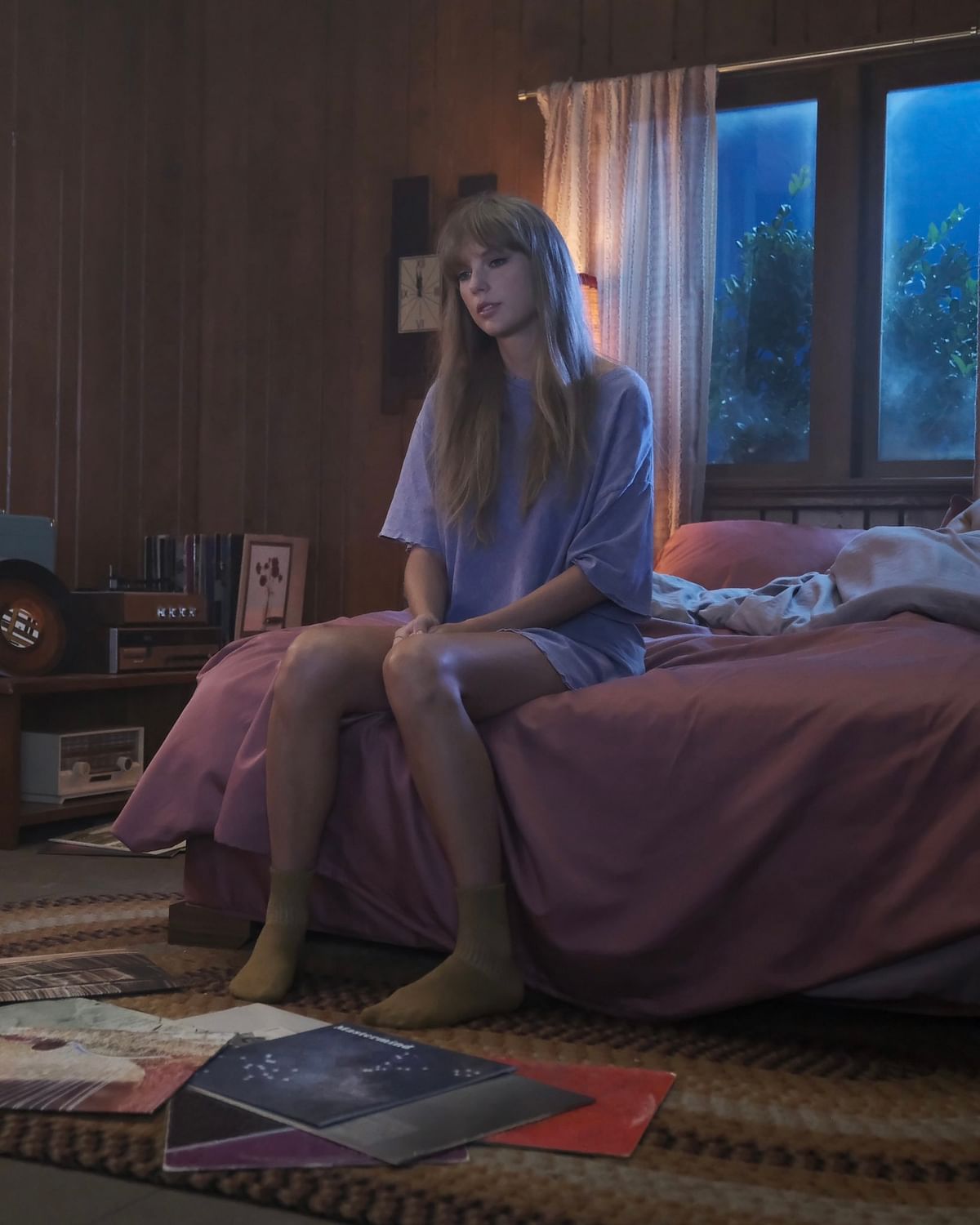 The music video for Taylor Swift's 'Lavender Haze' was released on 27 January. 