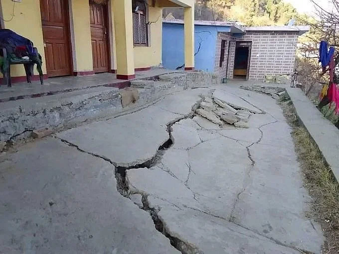 The people of Chamoli district have been living in broken homes long before this incident.