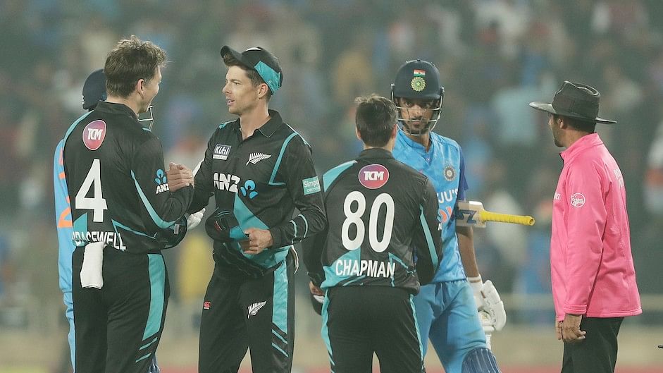 Mitchell, Conway, Santner Lead NZ to 21 Run Win Over India in T20I Series-Opener