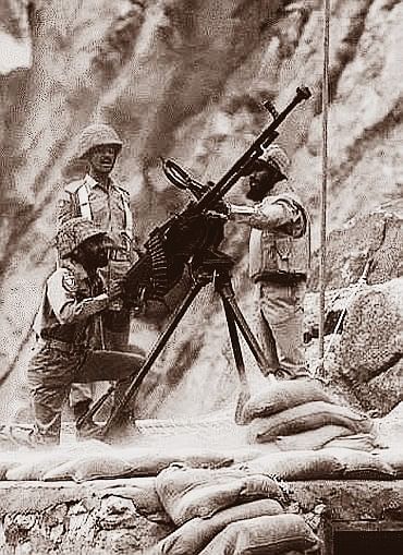 <div class="paragraphs"><p>Pakistani troops during the Battle of Tololing&nbsp;</p></div>
