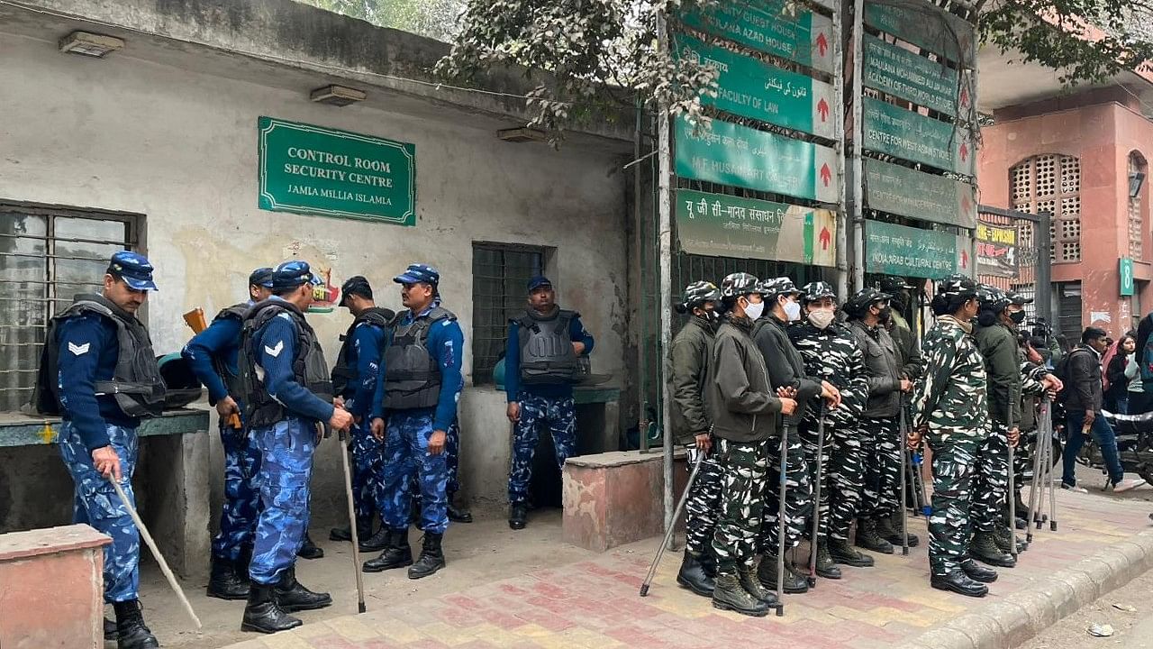 <div class="paragraphs"><p>Hours before the screening for BBC's documentary 'India: The Modi Question' in Jamia Milia Islamia, heavy security was deployed around the campus, and students were asked to vacate the premises on Wednesday, 25 January.</p></div>