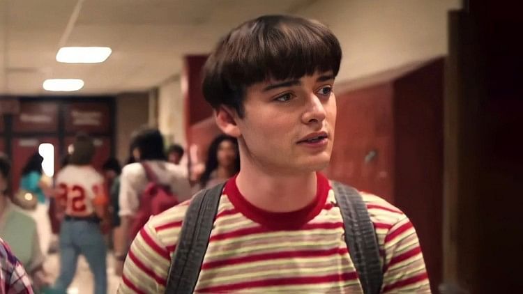 'Stranger Things' Actor Noah Schnapp Comes Out As Gay; Fans React