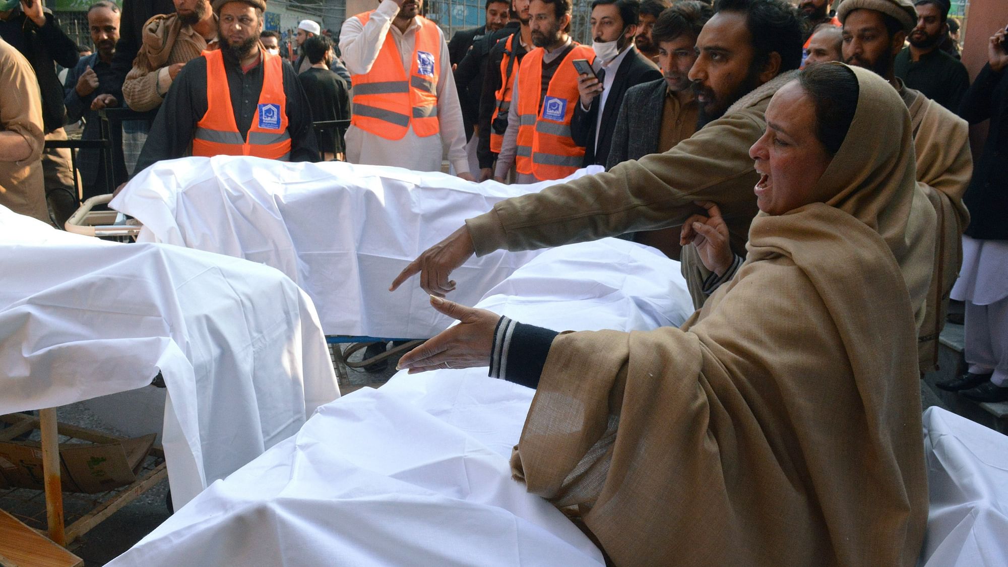 <div class="paragraphs"><p>A powerful bomb went off on Monday, 30 January, near a mosque and police offices in the northwestern Pakistani city of Peshawar, killing multiple people and wounding scores of worshippers, police and government officials said.</p></div>