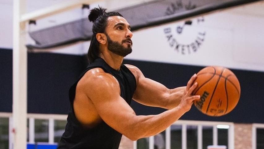 <div class="paragraphs"><p>Ranveer Singh to feature in NBA All-Star 2023 Celebrity Game.</p></div>