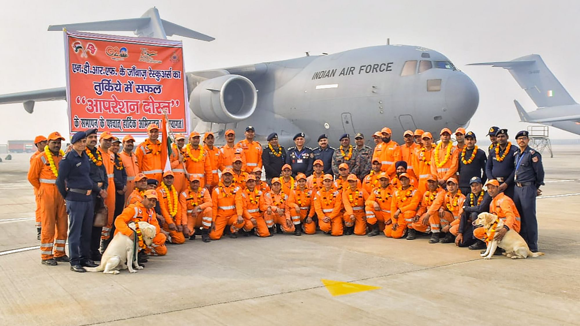 <div class="paragraphs"><p>NDRF personnel return from earthquake-hit Turkiye after rescue and relief operation, at Hindon Air Force Station in Ghaziabad, Uttar Pradesh, on Friday, 17 February.</p></div>