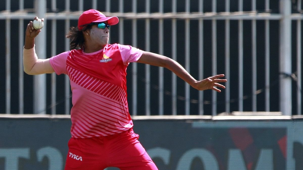 <div class="paragraphs"><p>Women's Premier League: Former Indian pacer, Jhulan Goswami has been roped in as the team mentor and bowling coach of Mumbai Indians.</p></div>