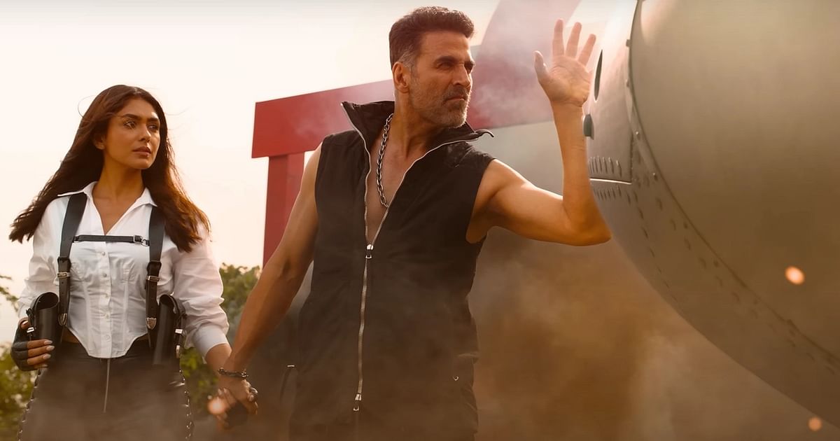 'Selfiee', the remake of 'Driving License', stars Akshay Kumar and Emraan Hashmi in the lead. 