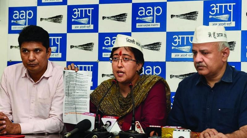 <div class="paragraphs"><p>(Atishi and Saurabh Bhardwaj are likely to become ministers in the Delhi cabinet, following the resignations of Manish Sisodia and Satyendar Jain)</p></div>