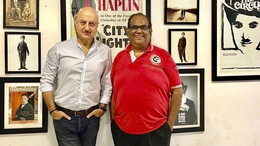 <div class="paragraphs"><p>Anupam Kher with Satish Kaushik.</p></div>