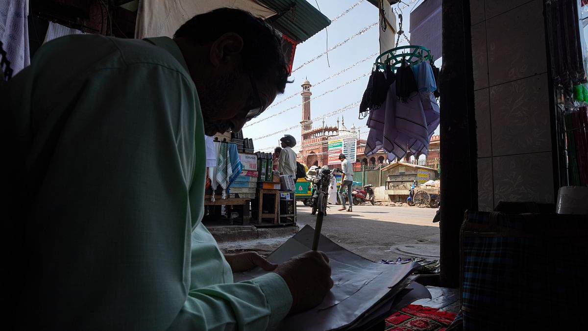 Old Delhi & Calligraphy: The Story of the Last Living Katib of Urdu Bazaar