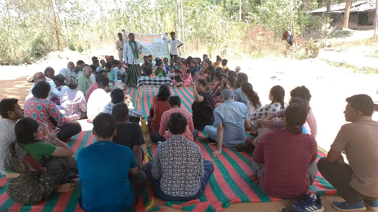 <div class="paragraphs"><p>A march or <em>padyatra</em> from 15 March to 21 March was led inside the forest with the aim of resisting the ongoing displacement of the Adivasi communities of Nagarahole.</p></div>