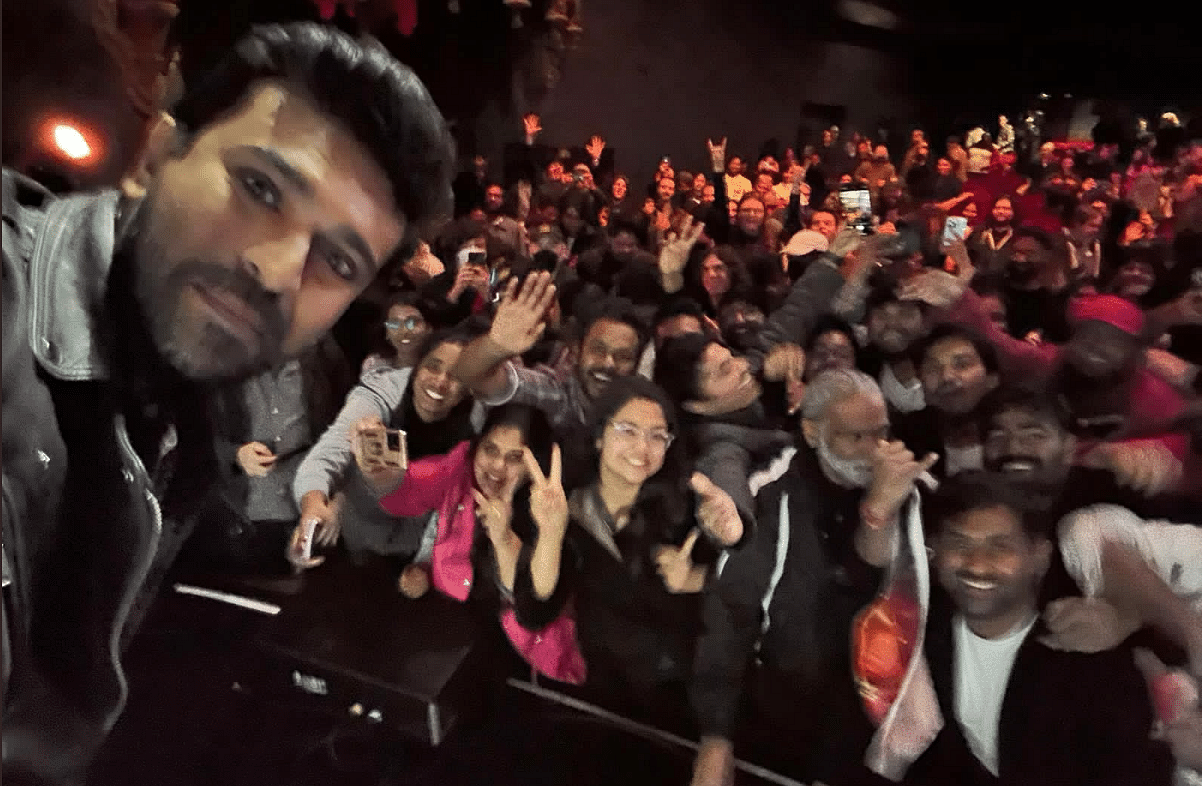 <div class="paragraphs"><p>RRR Gets Standing Ovation At Los Angeles Screening; Ram Charan Shares Details</p></div>